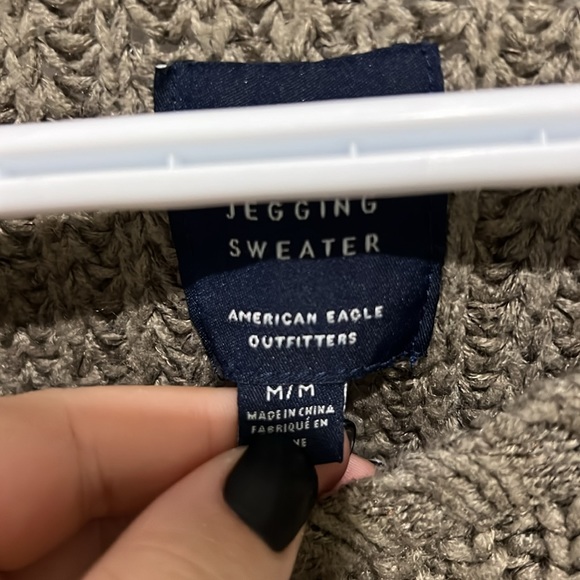 American Eagle Jegging Sweater - Picture 2 of 4